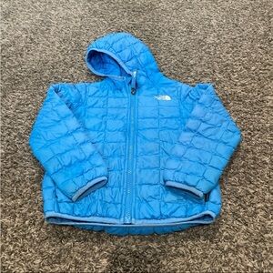 the north face thermoball puffer coat with hood kids size 4t